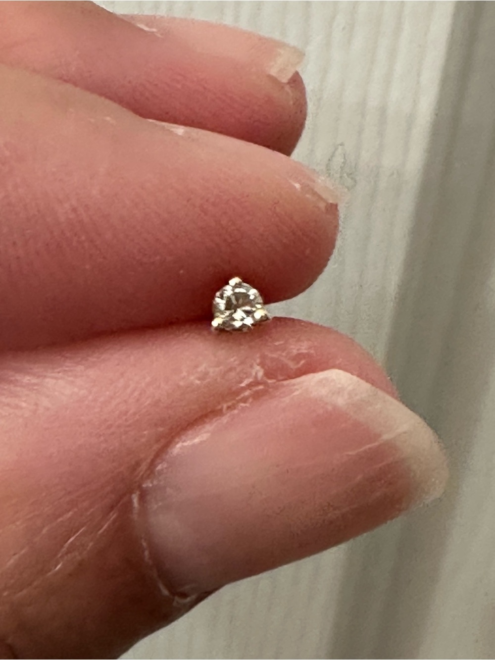 Solid Gold Diamond Stud Earring Real Gold Genuine Diamond Screw In 3-Prong 2.5mm